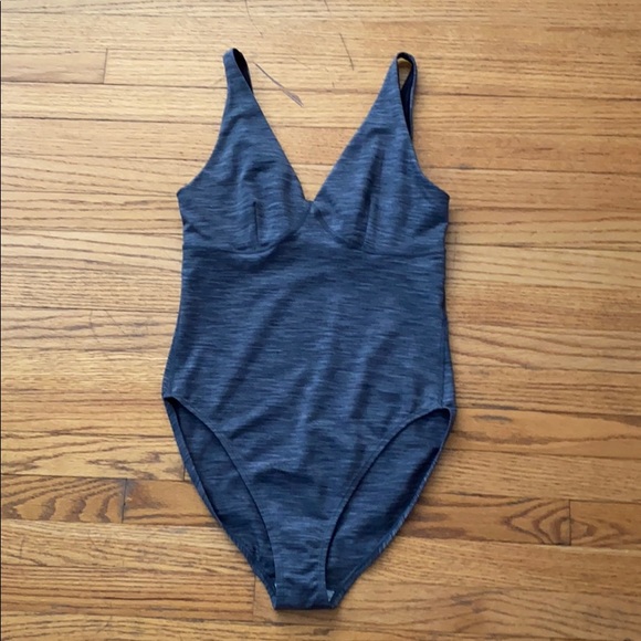 Outdoor Voices Other - Outdoor Voices bodysuit!